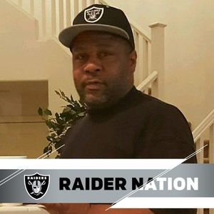 Meet your Posher, Larry